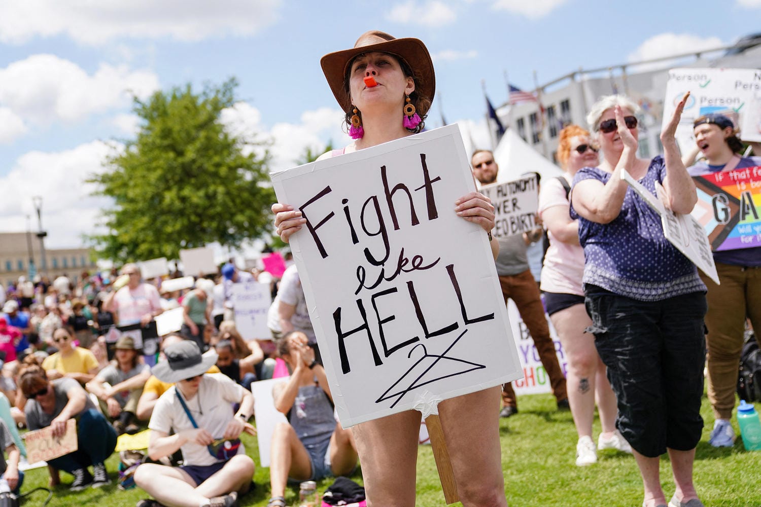State choose strikes down Georgia abortion ban