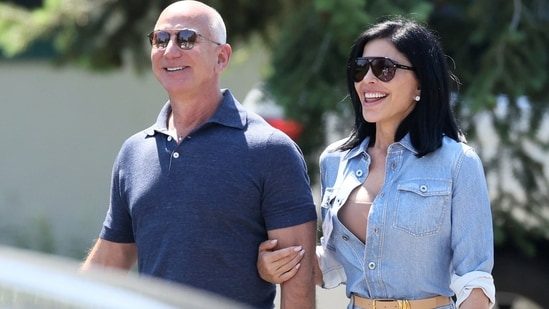 Lauren Sanchez reacts to ring bearer provide for wedding ceremony with Amazon billionaire Jeff Bezos | Trending (360taazanews.com)