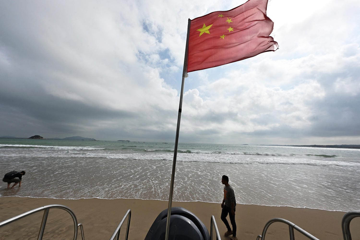 Taiwan says Chinese navy despatched a file 153 planes towards island throughout battle video games