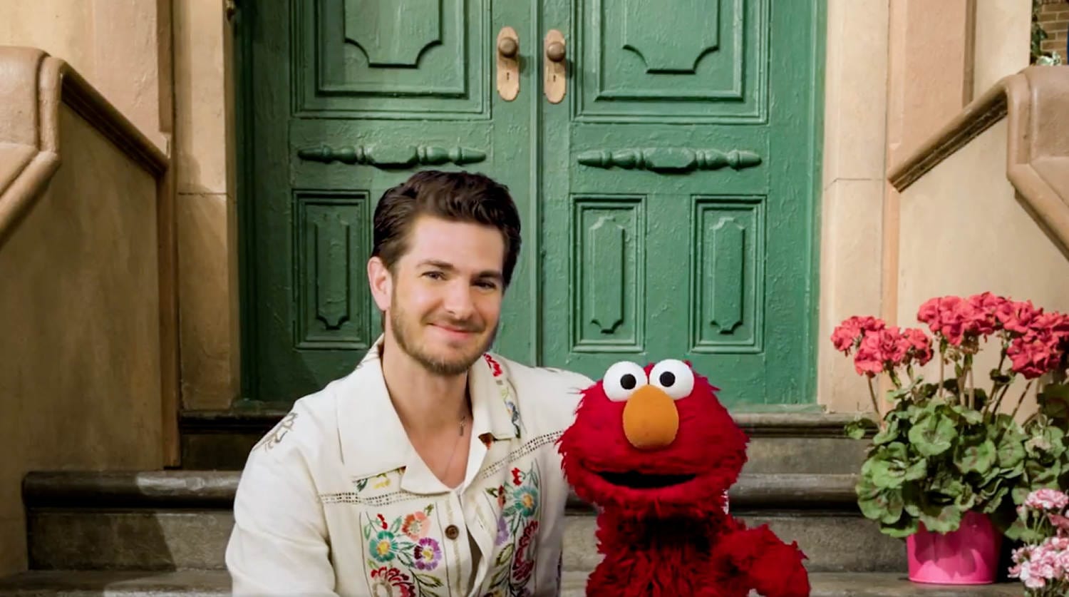 Andrew Garfield will get susceptible about grief, with assist from Elmo