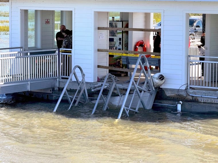7 useless recognized in Georgia island gangway collapse throughout celebratory weekend