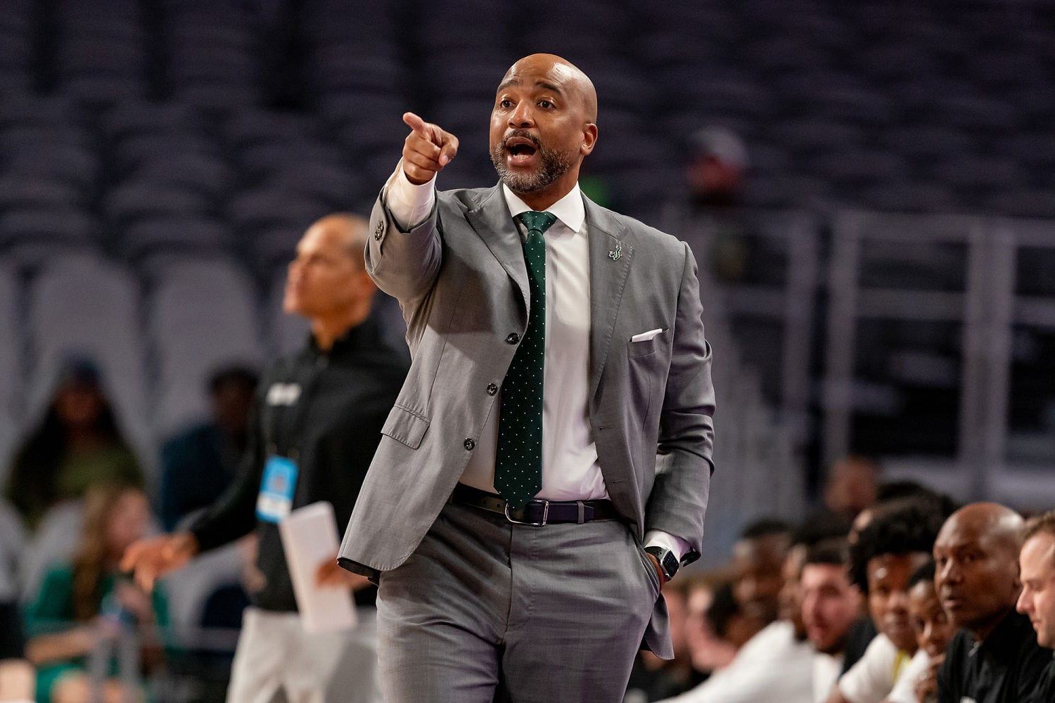 USF males’s basketball coach Amir Abdur-Rahim dies at 43