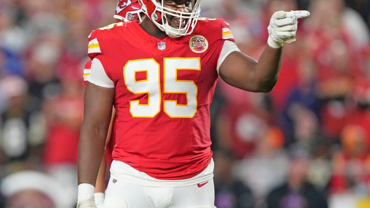 2024 NFL defensive position rankings forward of Week 6