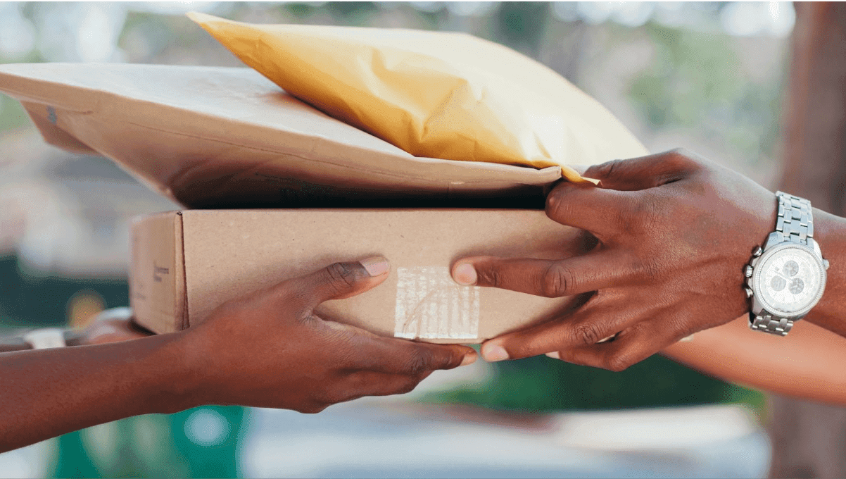 How to Make Package Tracking An Easy Ordeal – Hollywood Life