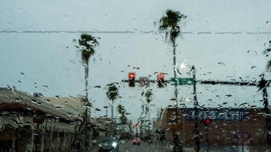 Florida residents are evacuating Tampa Bay forward of Hurricane Milton, DeSantis assures evacuation routes are accessible