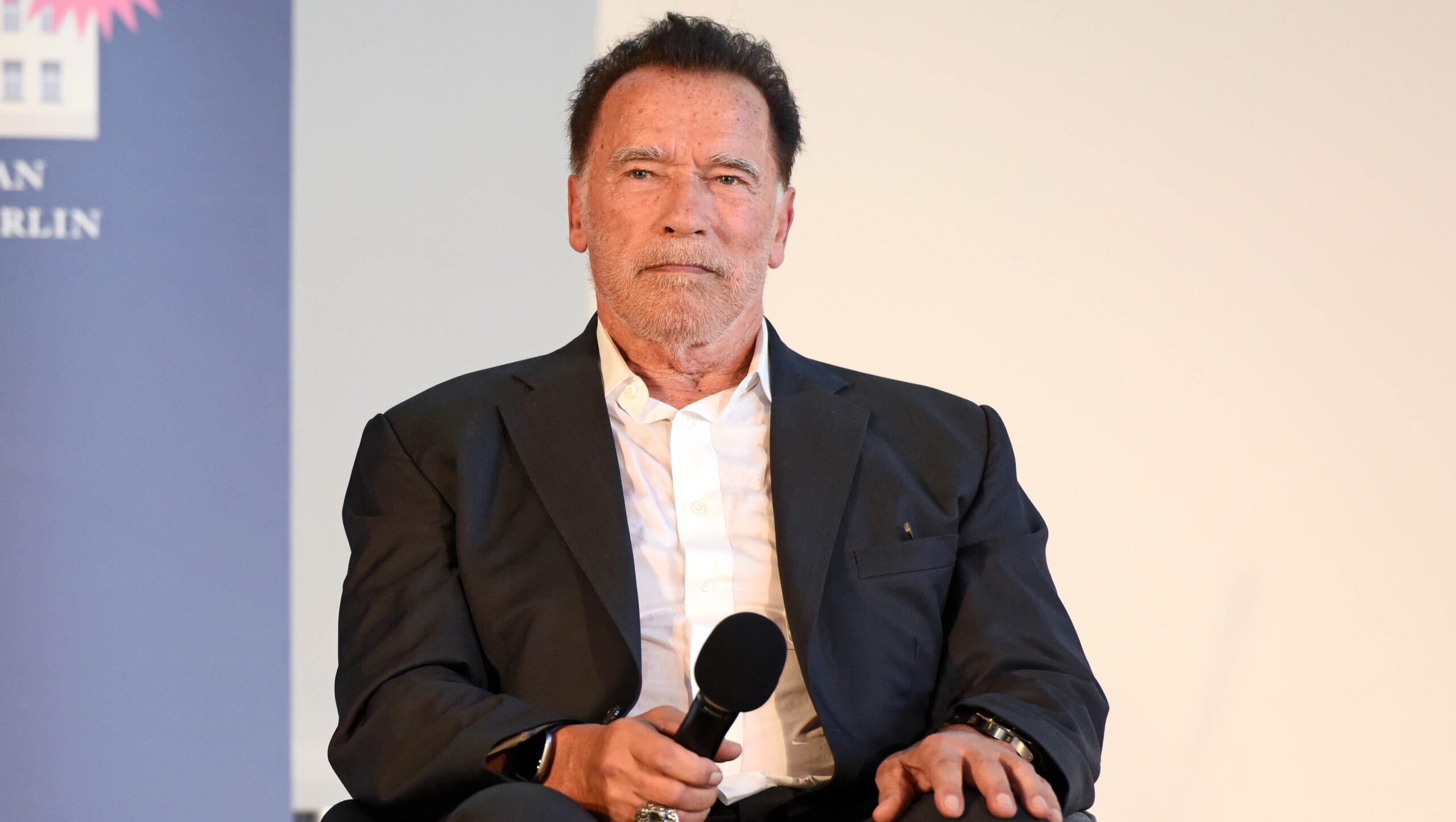 Who Did Arnold Schwarzenegger Endorse for President? – Hollywood Life