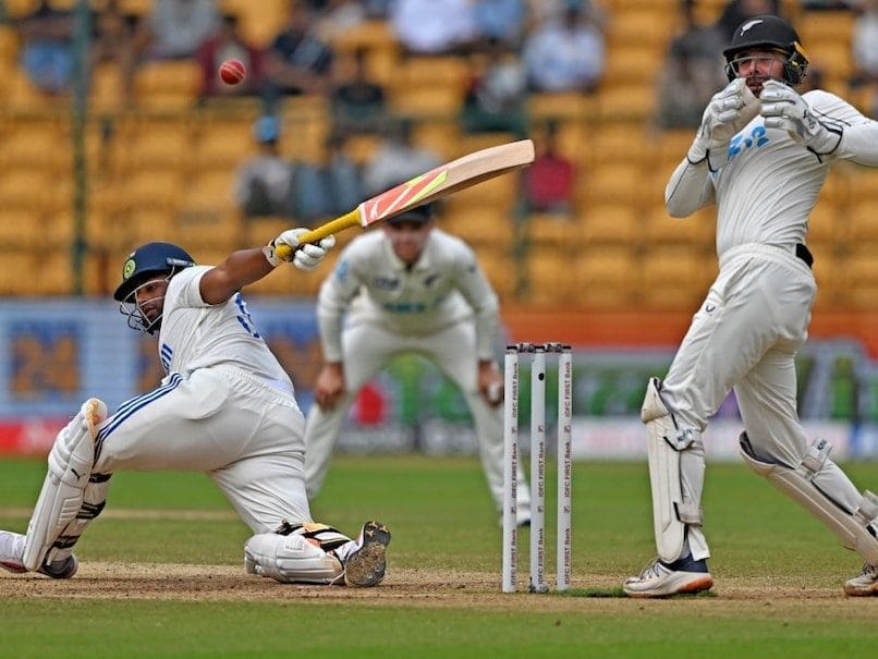 India vs New Zealand LIVE Score, 1st Test, Day 4: Sarfaraz Khan On The Charge Towards 1st Ton With Rishabh Pant By His Side