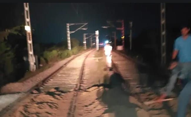 Heap Of Soil Found On Rail Tracks, Loco Pilot Stops Train Just In Time