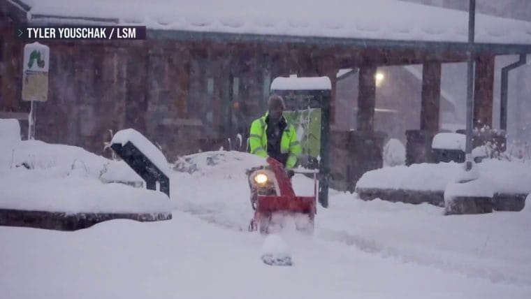 Millions of Americans head dwelling from Thanksgiving as U.S. braces for snow