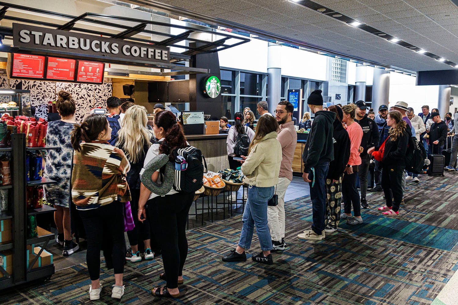 Can Starbucks repair lengthy strains at its airport cafes?