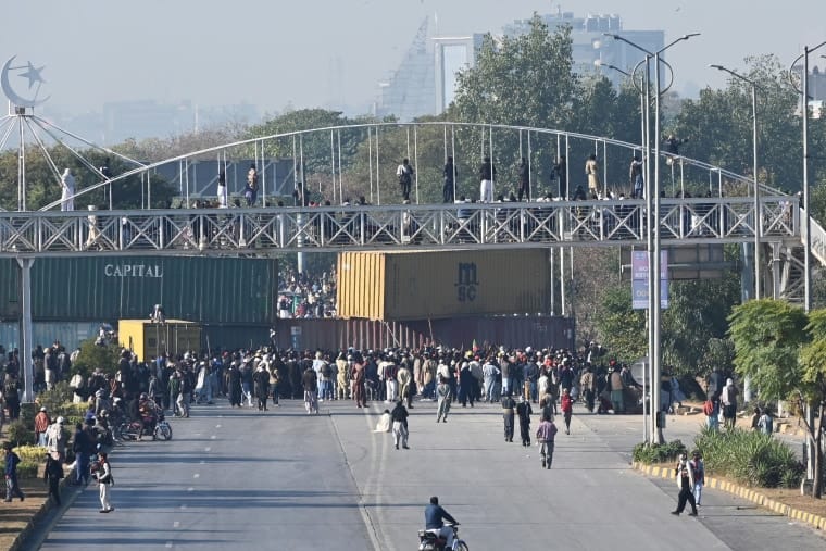 Troops killed as protesters storm barricades to demand launch of former Pakistan PM Imran Khan