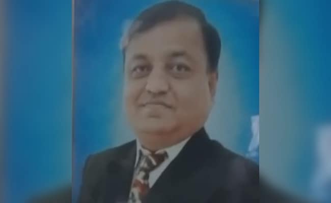 Days After Cremation, Gujarat Man Walks Into Prayer Meet In His Memory