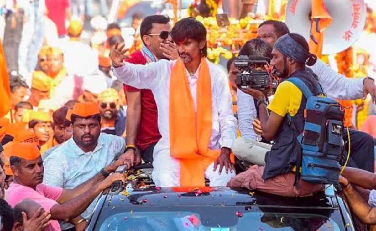 Maratha Quota Activist Manoj Jarange Patil Withdraws From Maharashtra Polls