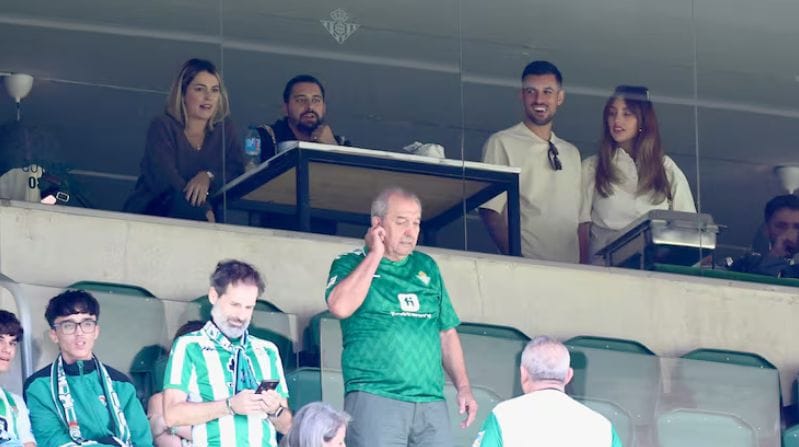 Real Madrid star fuels switch rumors after being noticed at Real Betis-Celta Vigo