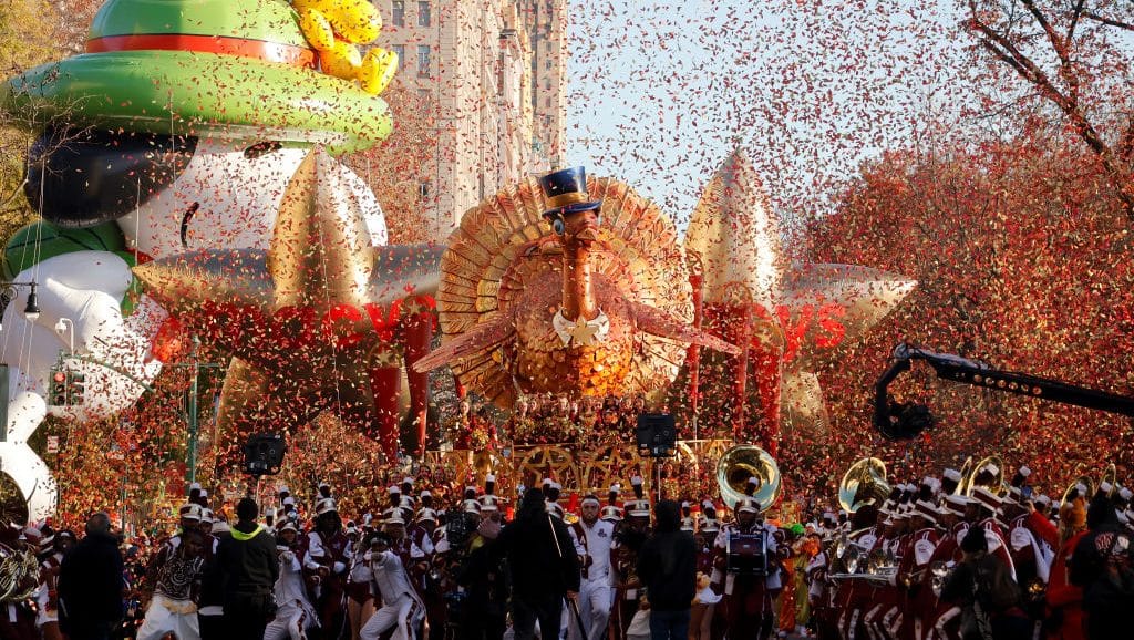 When Was the First Macy’s Thanksgiving Day Parade in NYC? – Hollywood Life