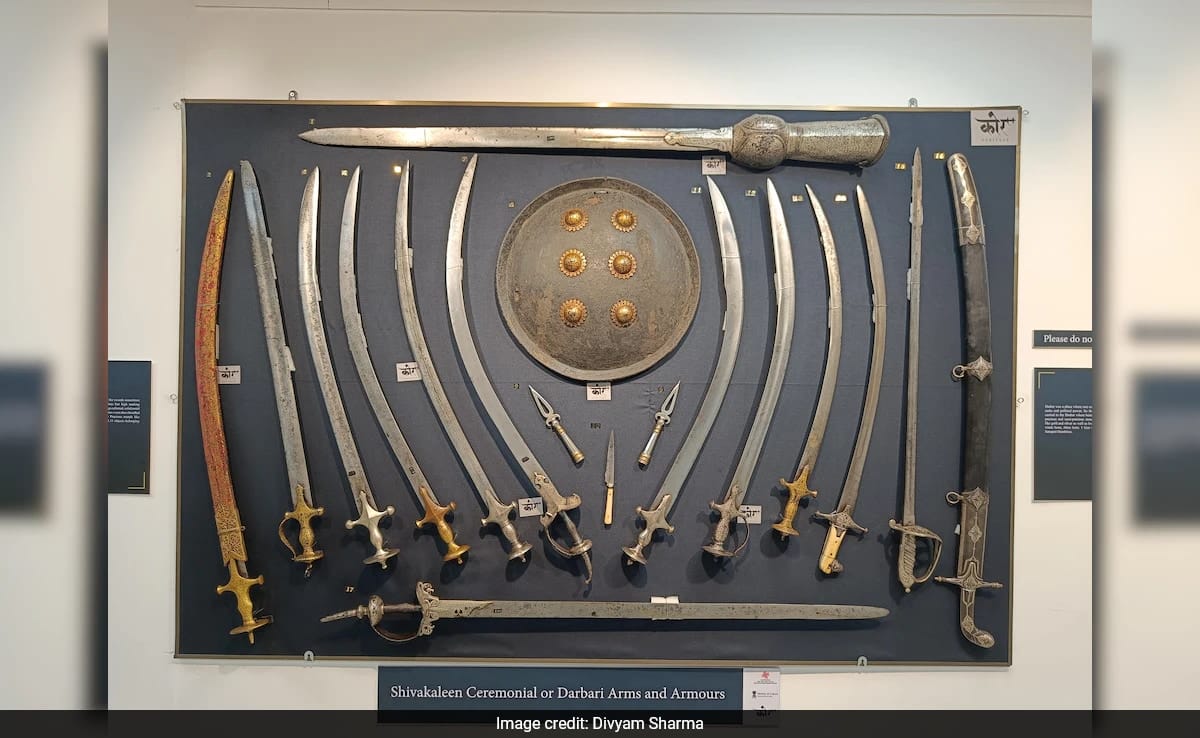 A Look At What Maratha Warriors Wore And Weapons They Used In seventeenth Century