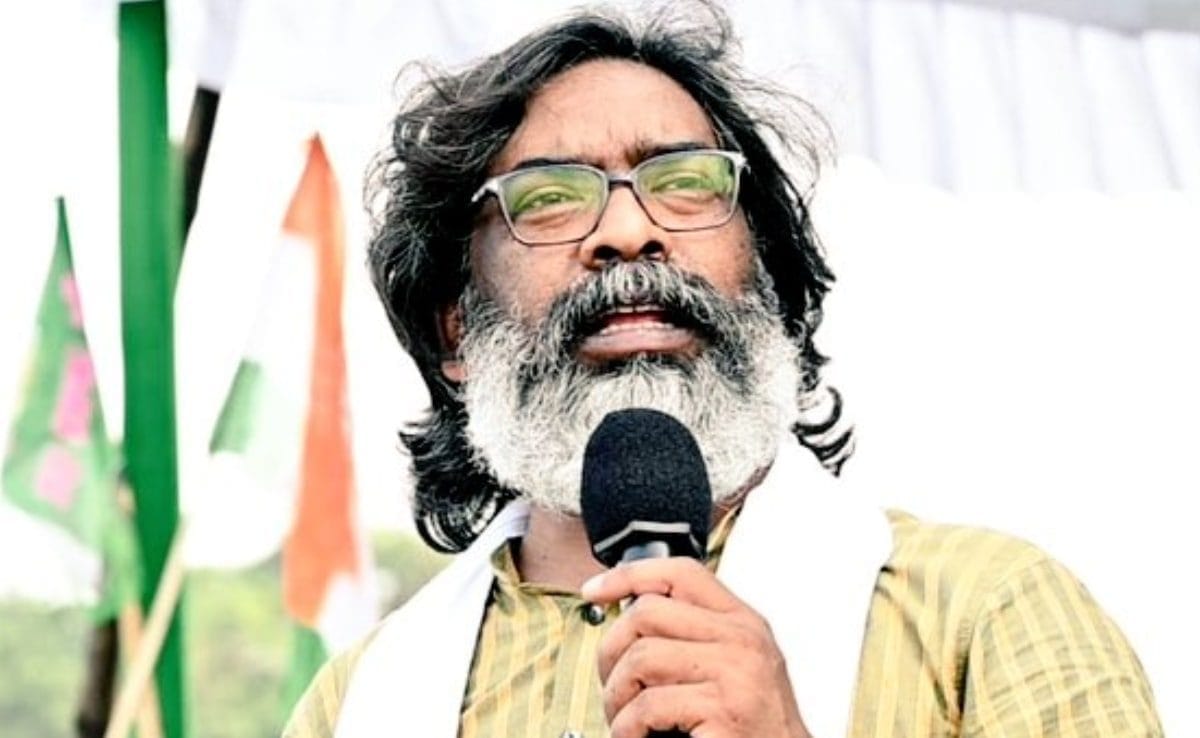 Hemant Soren Counters Amit Shah’s Infiltration Allegation With Sheikh Hasina Jibe