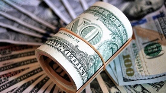 Dollar slips earlier than Federal Reserve fee reduce choice; right here is all it is advisable know