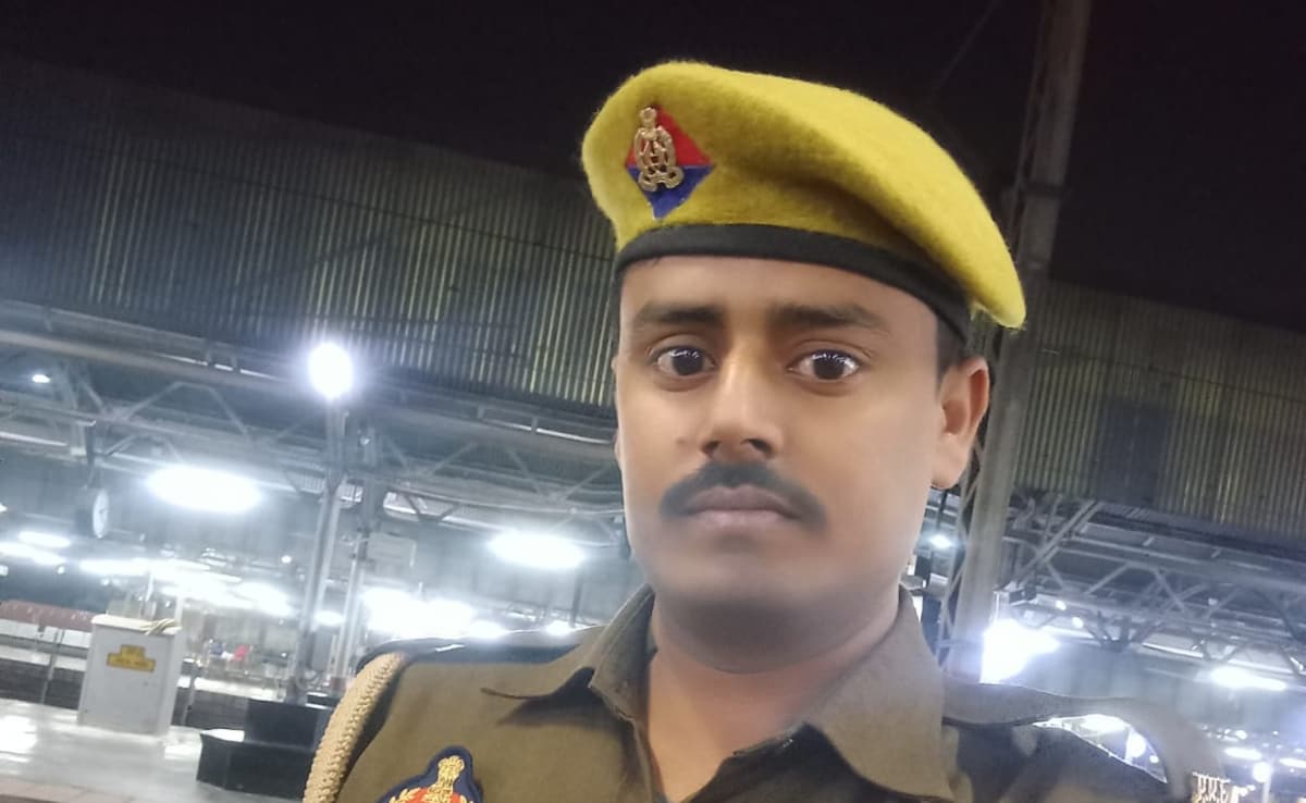 Woman Falls From Moving Train In UP, Rescued By Cop Within Seconds