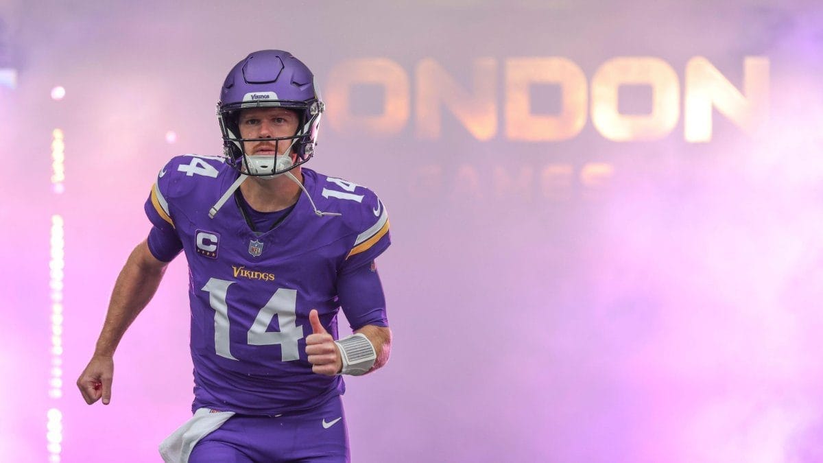 2024 NFL quarterback rankings forward of Week 15