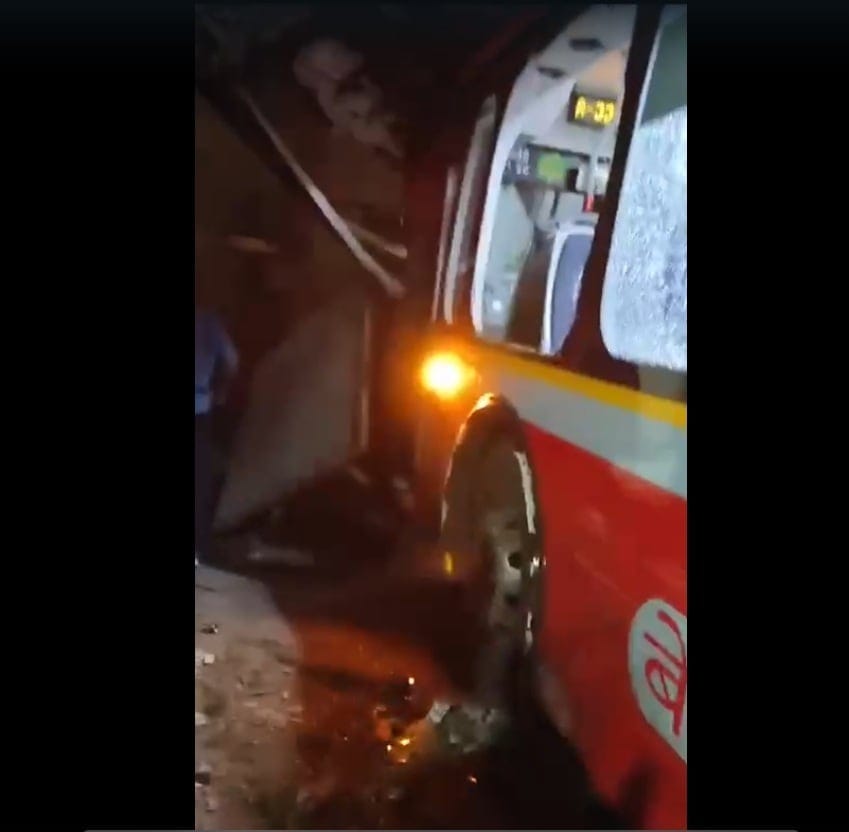 3 Killed, 17 Injured After BEST Bus Rams Vehicles, Residential Complex Gate In Mumbai Kurla West