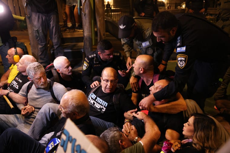 Former Israeli protection minister accuses nation of committing conflict crimes in Gaza