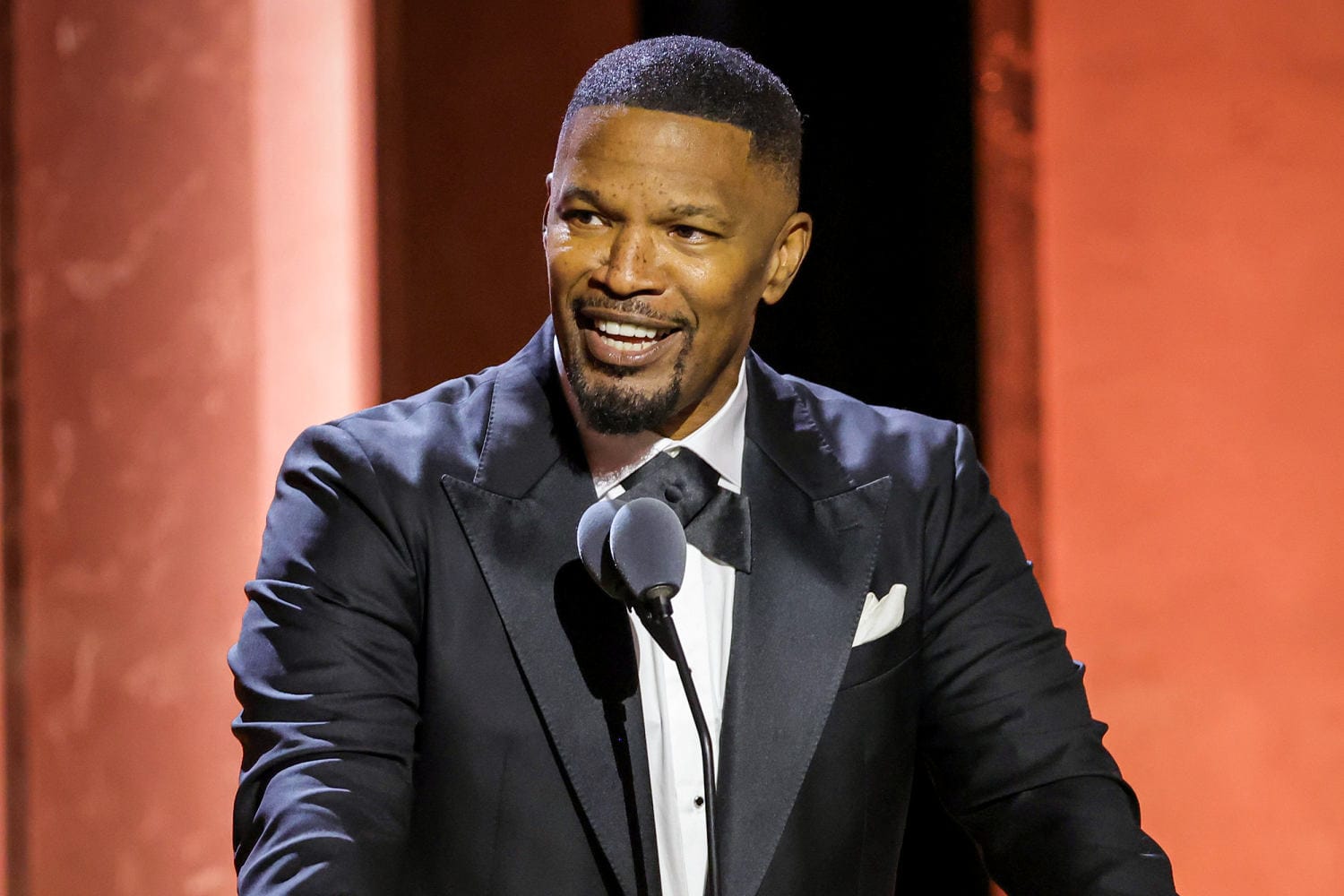 Jamie Foxx injured by glass amid stories comic was concerned in combat at Beverly Hills restaurant