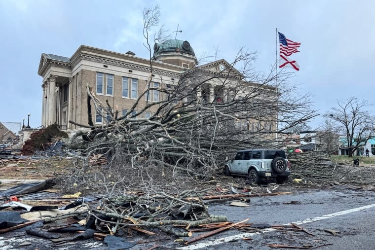 Over 20 million in danger as storms proceed to threaten the South