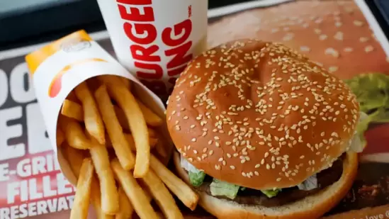 Burger King gifting away free sandwiches and cheeseburgers, here is tips on how to snag deal