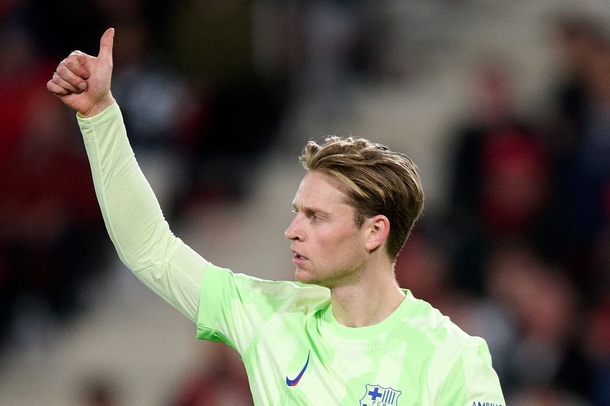 Frenkie de Jong’s agent shuts down rumors of Barcelona exit