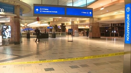 Family feud turns violent at Phoenix airport on Christmas Day, 3 shot and 1 stabbed