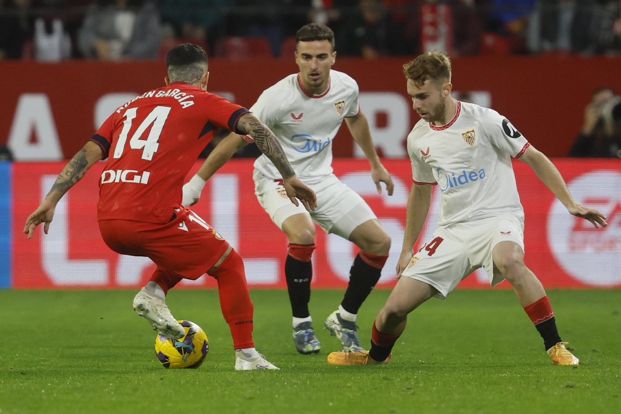 Sevilla and Osasuna grind out draw as prime goalscorers go head-to-head