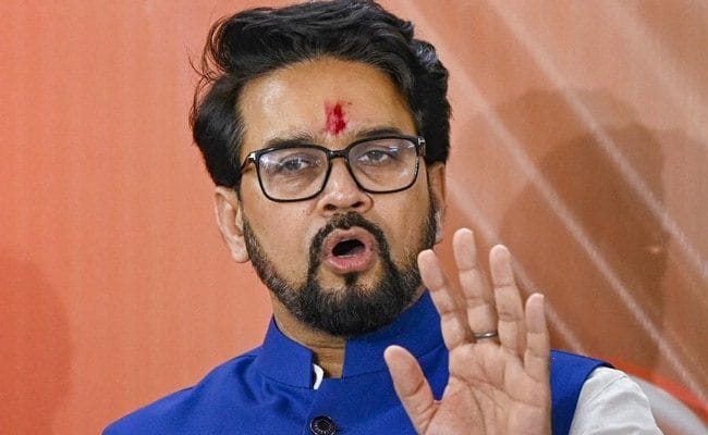 Anurag Thakur Backs Allu Arjun