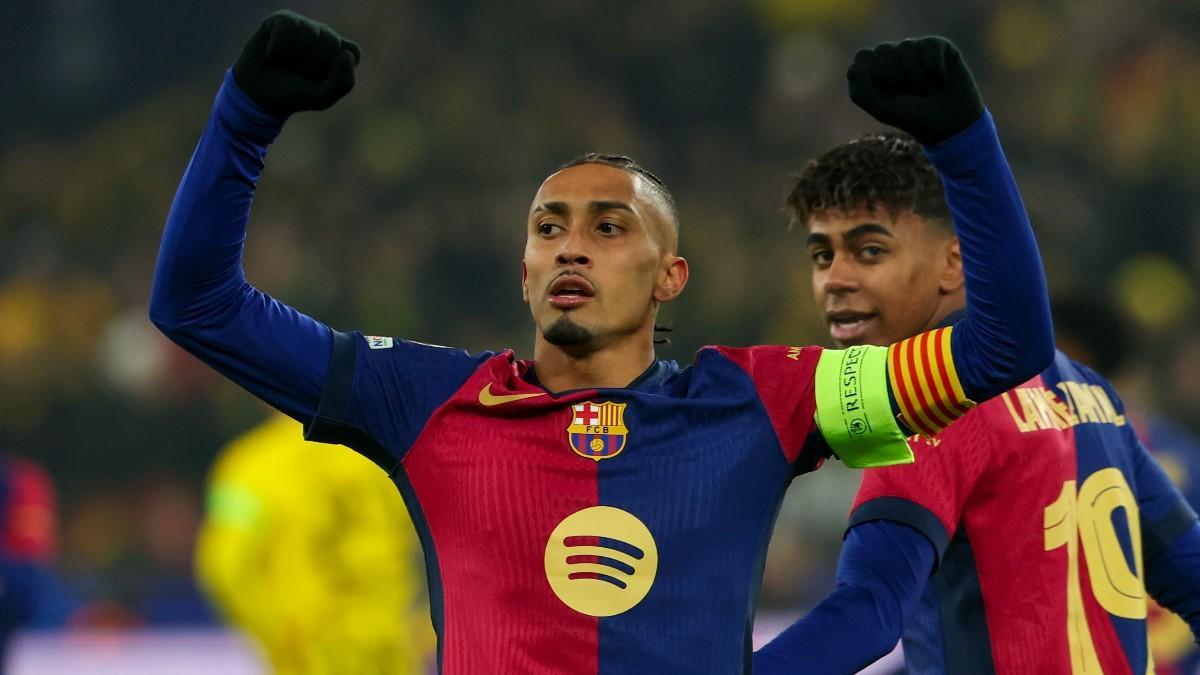 (WATCH) Lewandowski and Raphinha put Barcelona in Supercup management
