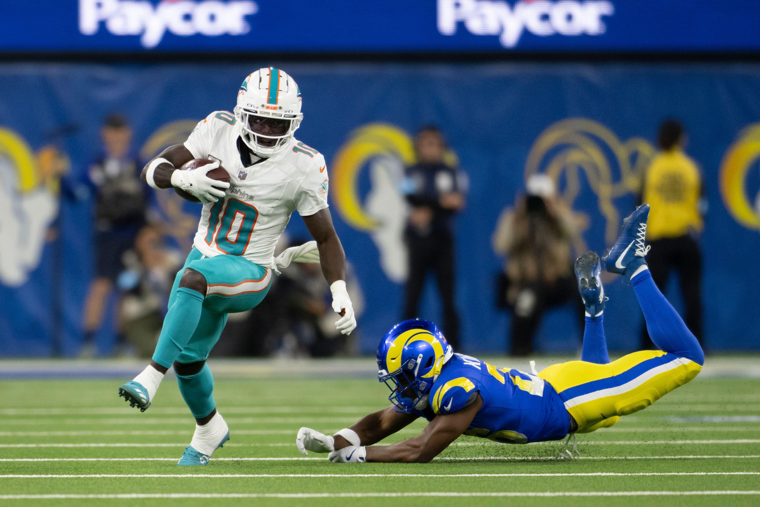 Tyreek Hill vs. Terry McLaurin