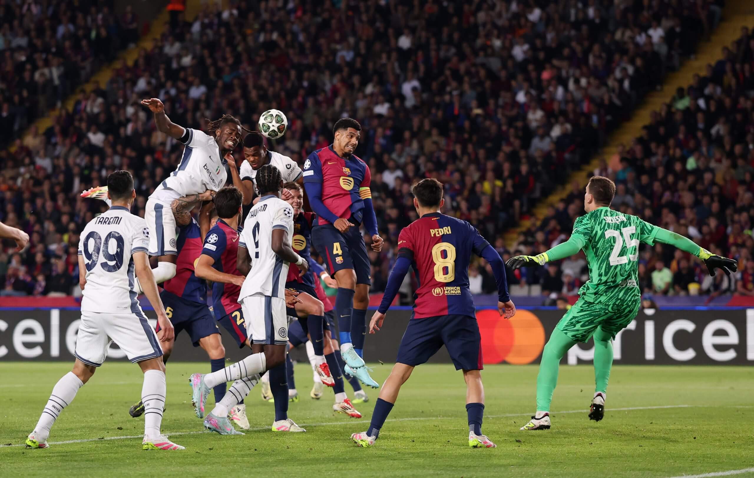 Barcelona Consido Shock Move for Inter Star with € 25m Asking Price