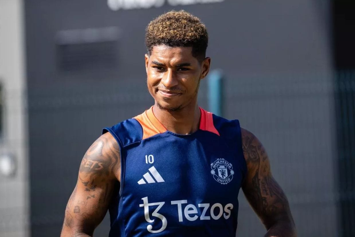 Marcus Rashford has three chices for Barcelona Squad Number